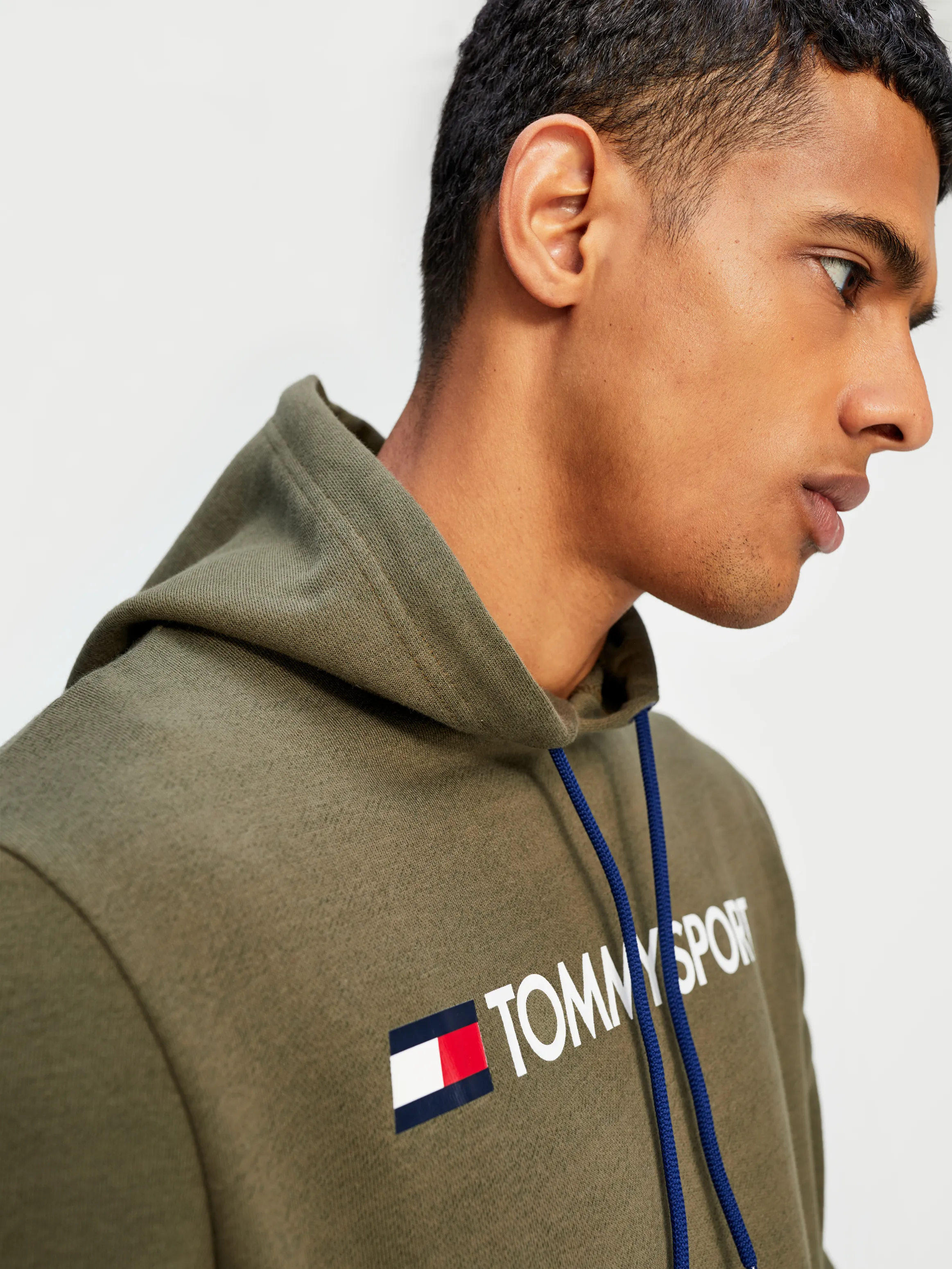 Chest Logo Fleece Hoodie | Sweatshirts & Hoodies | Tommy Hilfiger