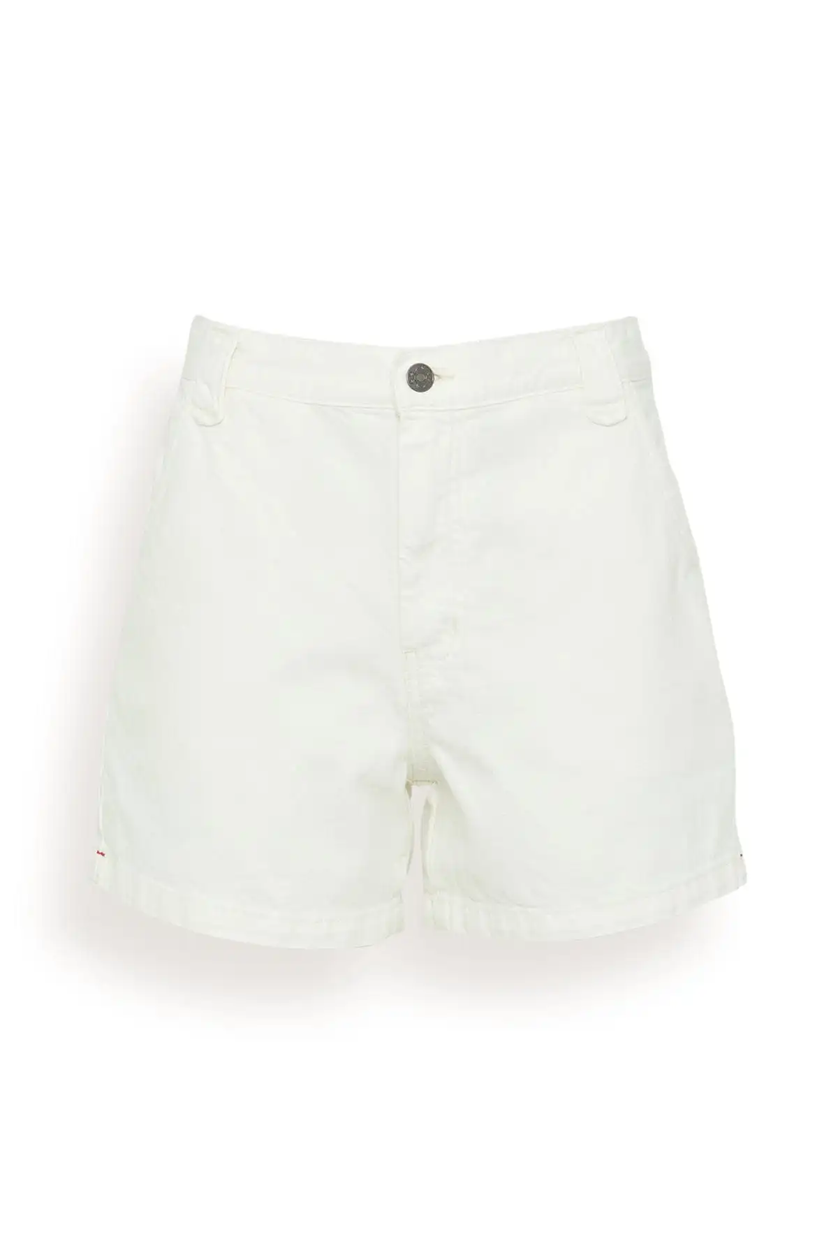 Dez Short in White