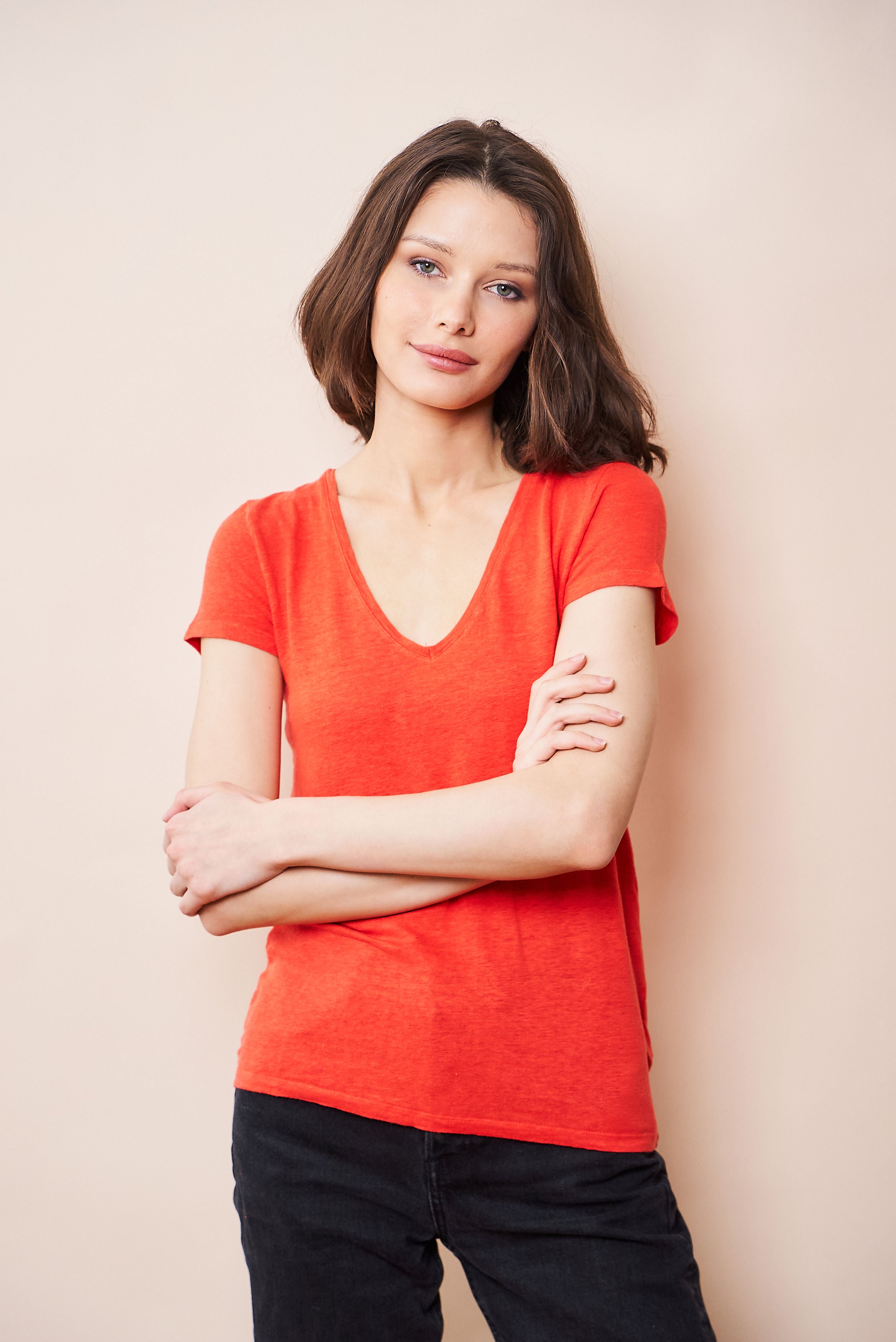 Majestic Stretch Linen Short Sleeve V-Neck in Orange